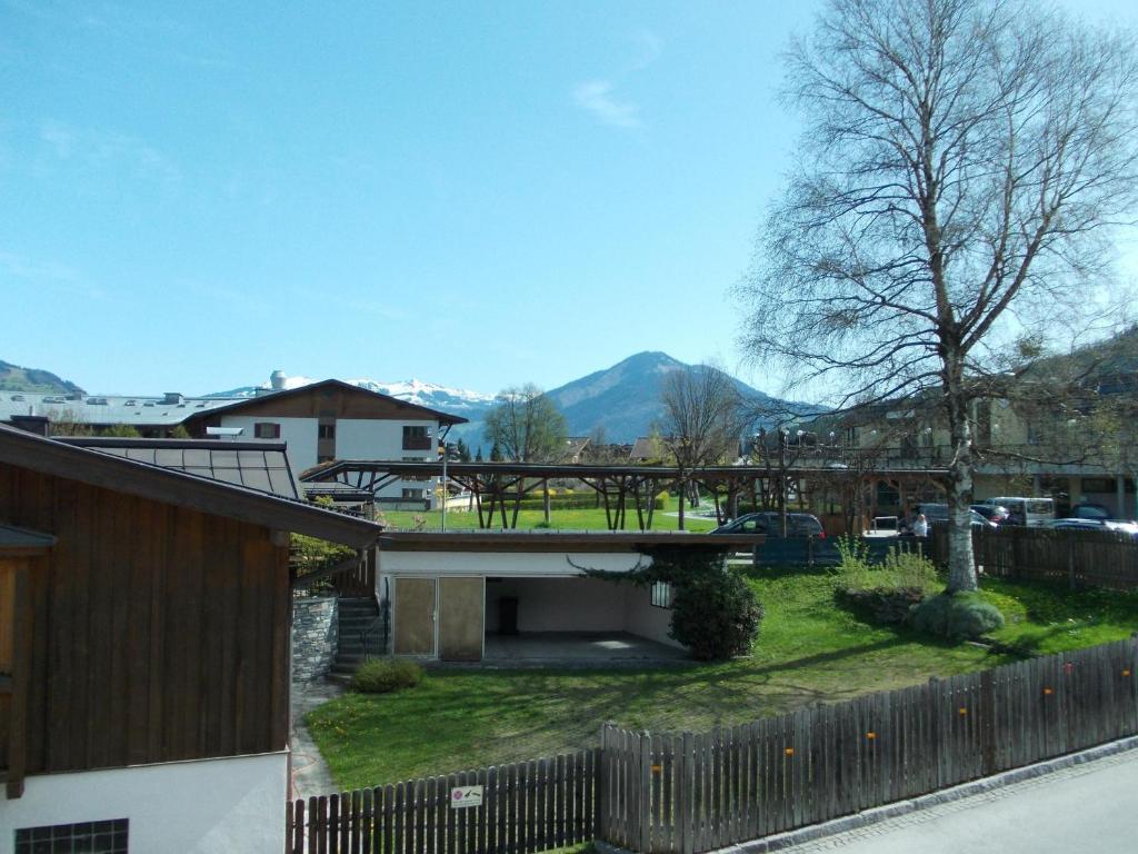 Hotel Landhaus Griesser Kaprun Zimmer foto